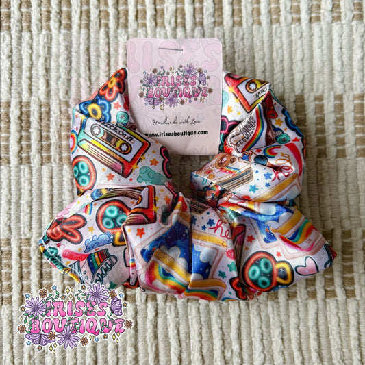Retro Good Vibes (beige) - Deluxe Scrunchie